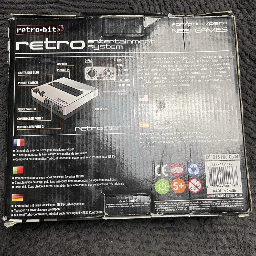 Retro-Bit Retro Entertainment System NES Console Silver/Black‎ w/ 2 Controllers